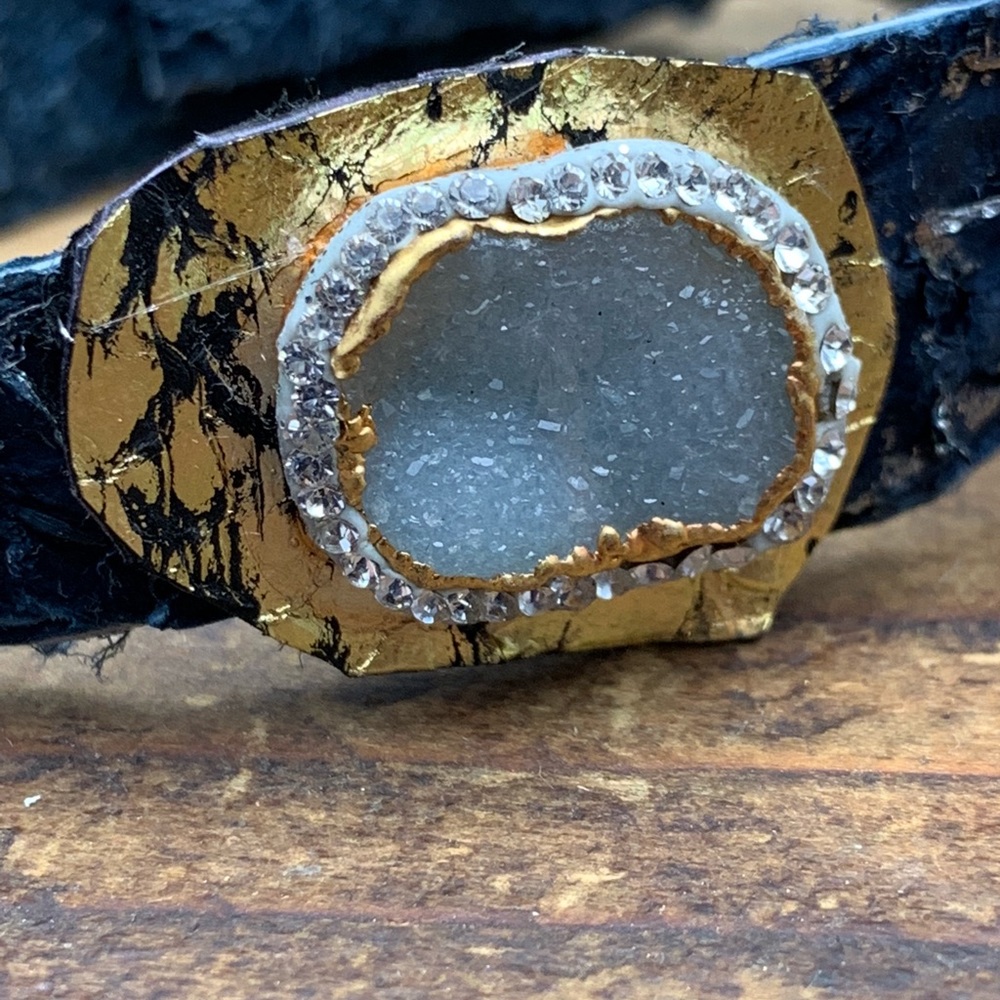 Matana Navy Blue leather and druzy pave bracelet - Picture 3 of 8